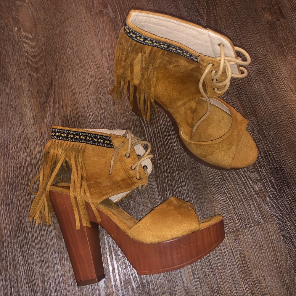 Tan Booties - Mi.iM - Picture 1 of 5